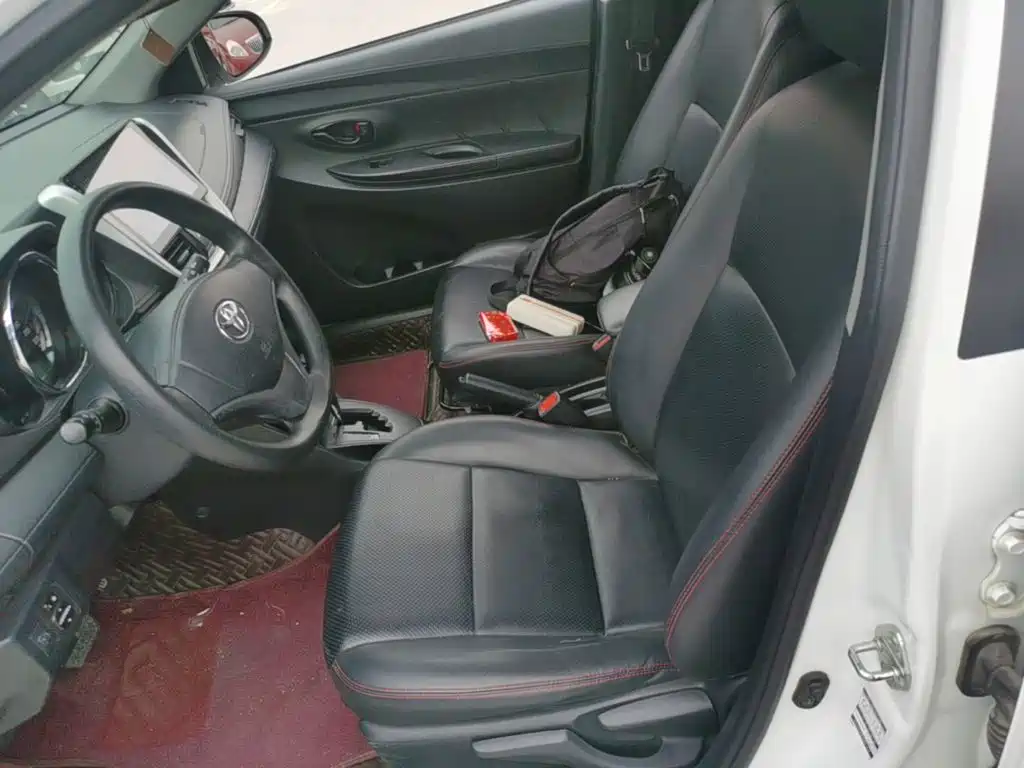 Toyota Yaris L — миниатюра 15