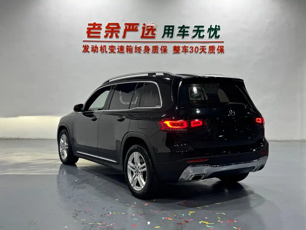 Mercedes-Benz GLB — миниатюра 9