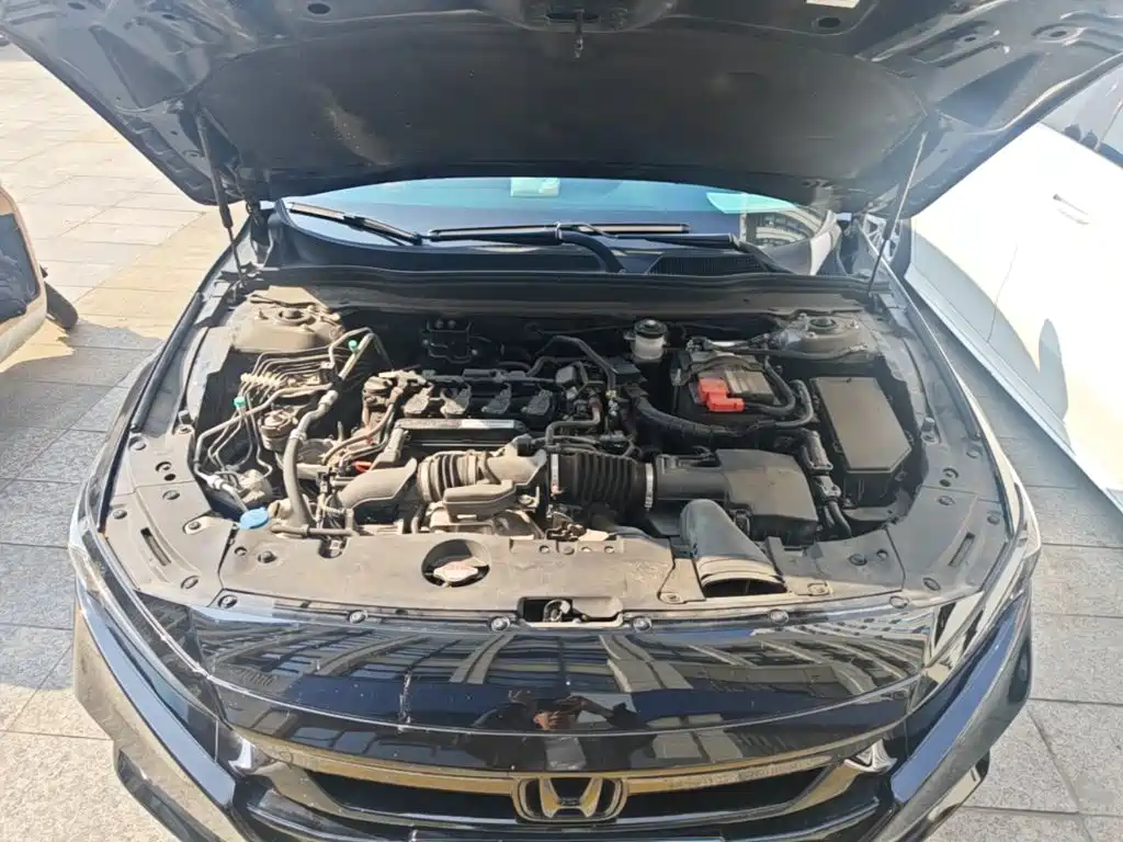 Honda Accord — миниатюра 20