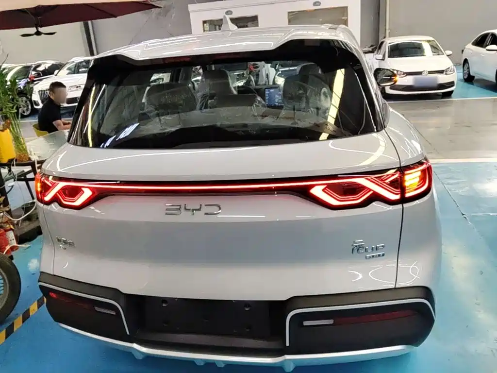 BYD Yuan UP — миниатюра 6