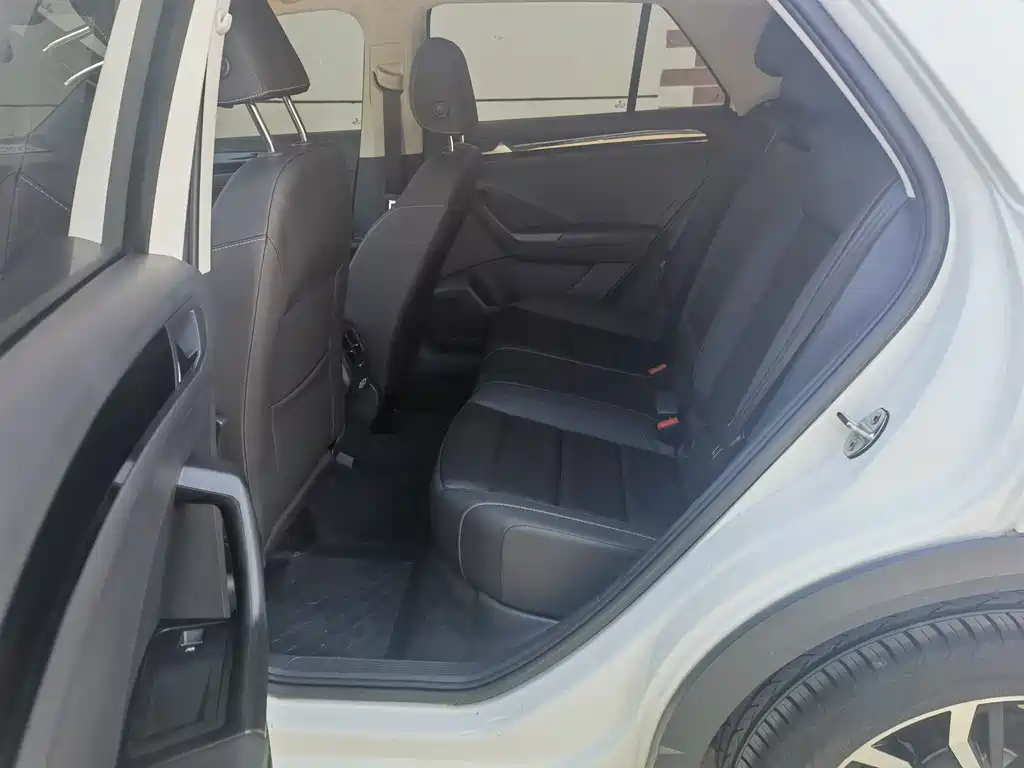 Volkswagen T-Roc 2019 280TSI DSG Comfort V