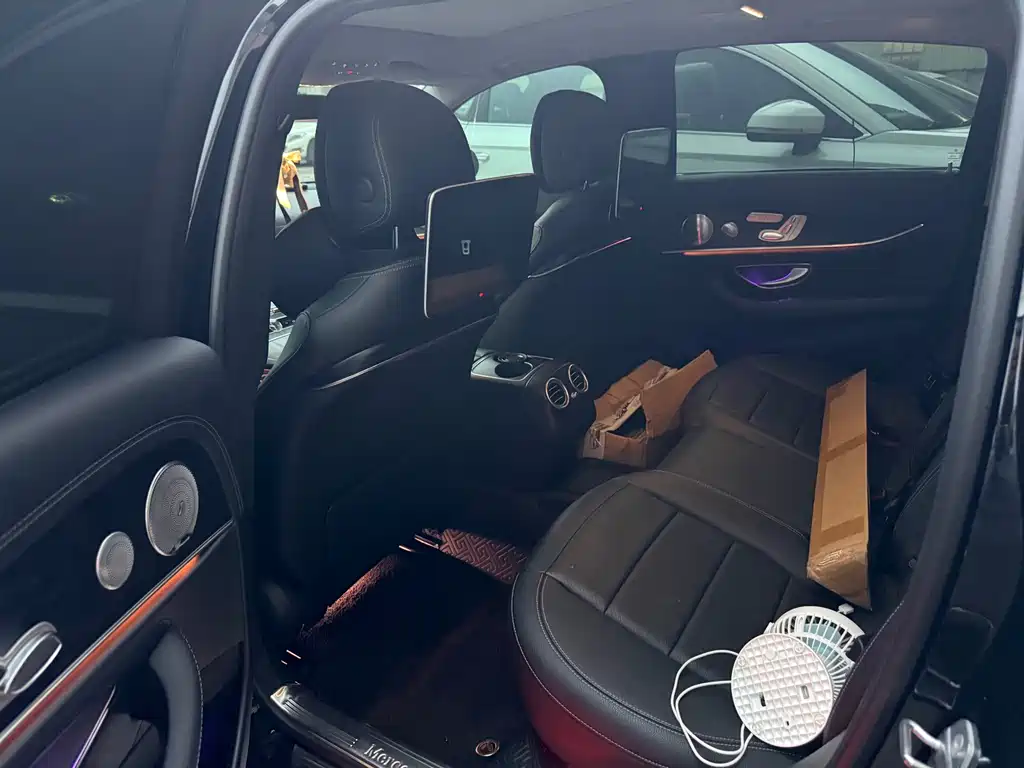 Mercedes-Benz E-Class — миниатюра 3