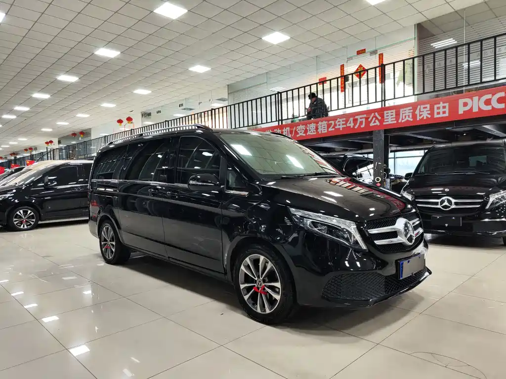 MERCEDES-BENZ V CLASS