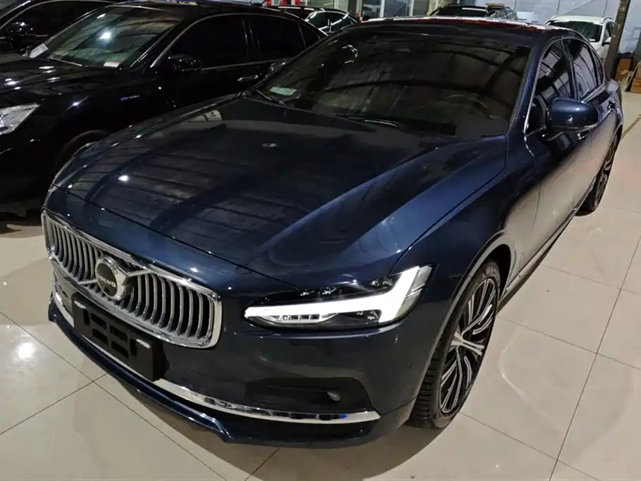 Volvo S90 2022