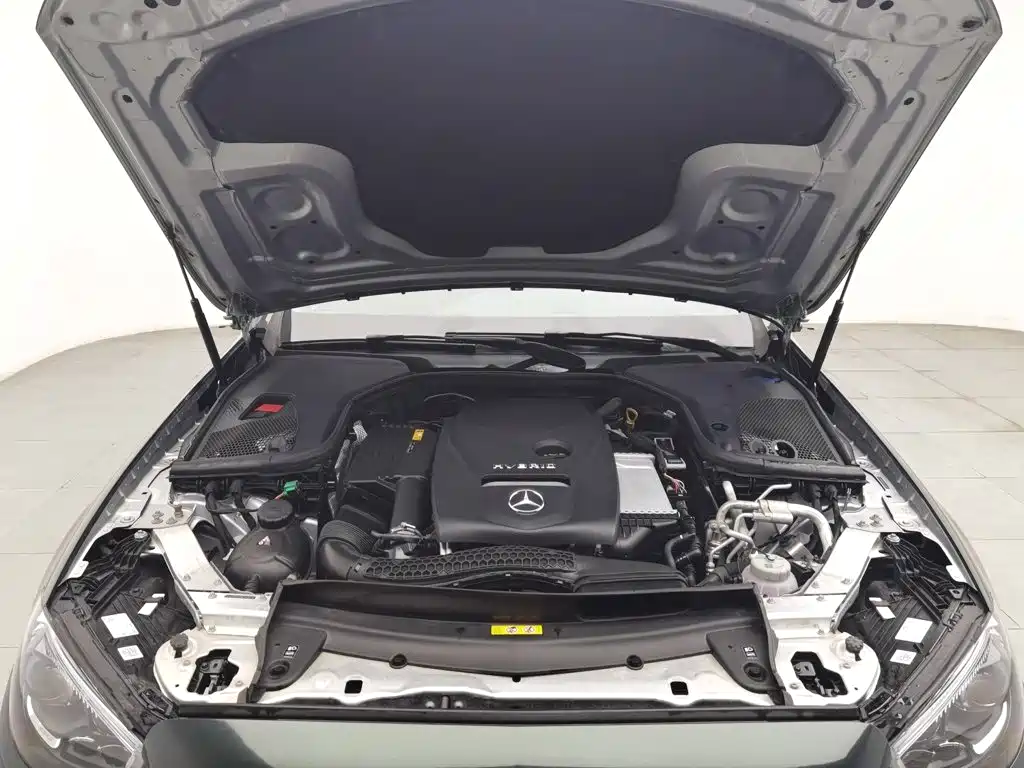 Mercedes-Benz E-Class New Energy — миниатюра 6