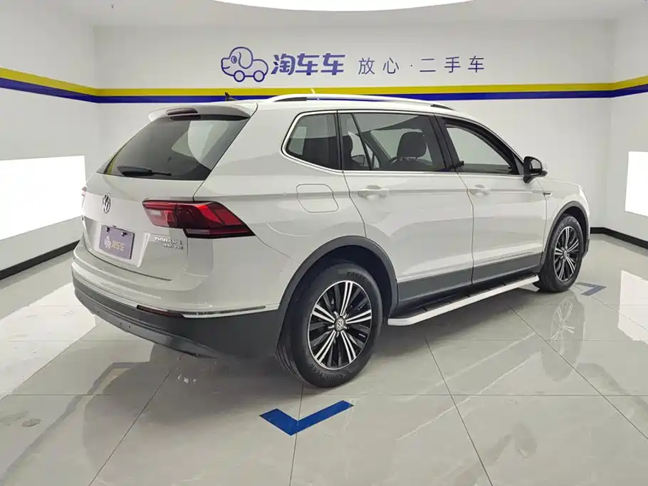 Volkswagen Tiguan L — миниатюра 3