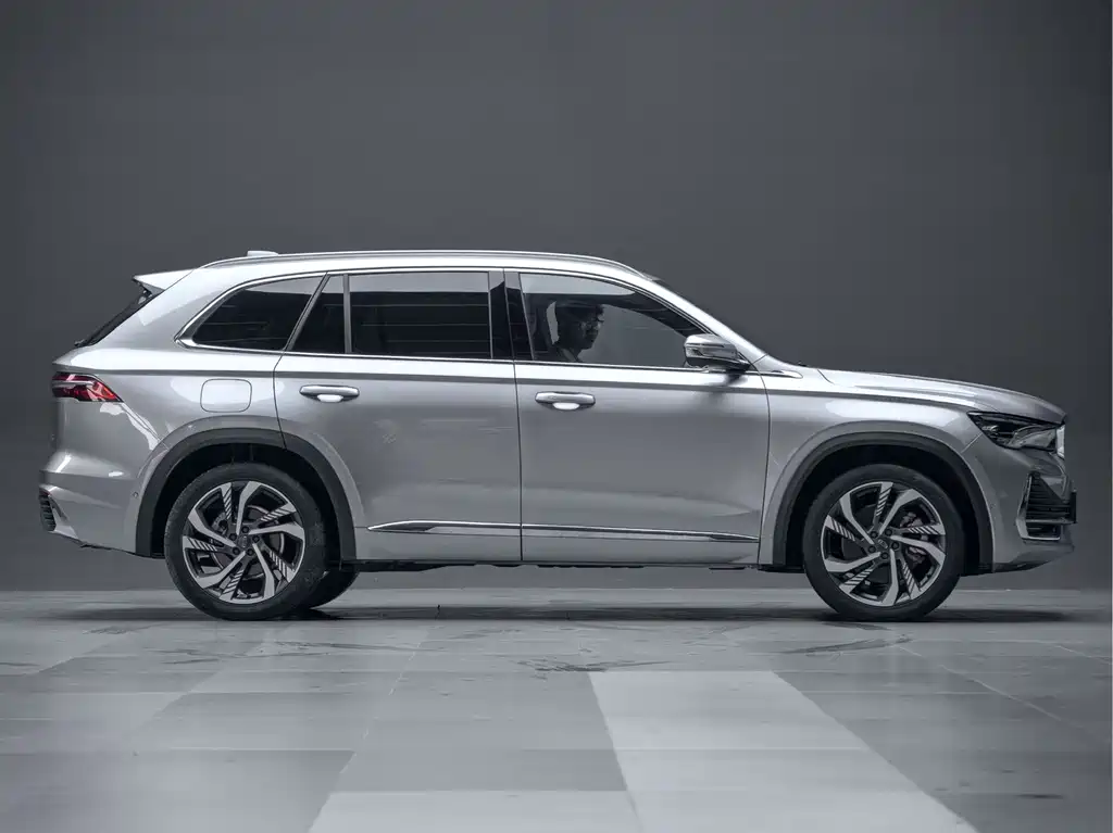 Geely Xingyue L — миниатюра 6