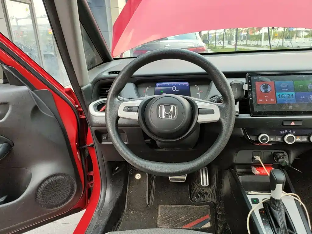 Honda Fit — миниатюра 11