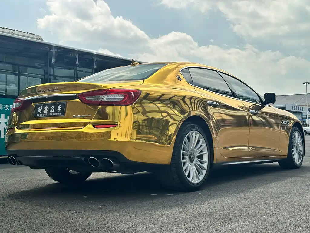 Maserati Quattroporte — миниатюра 10
