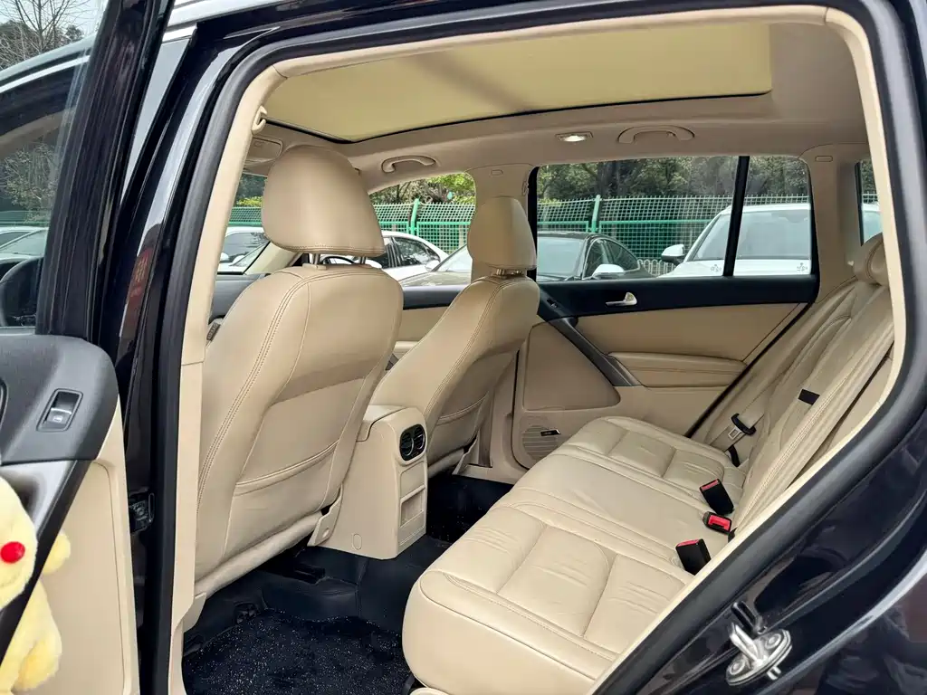Volkswagen Tiguan — миниатюра 6