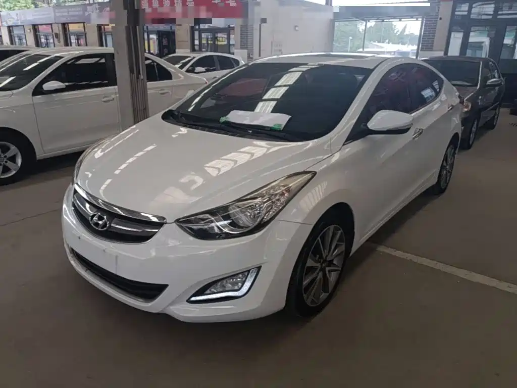 Hyundai Elantra Langdong — миниатюра 2