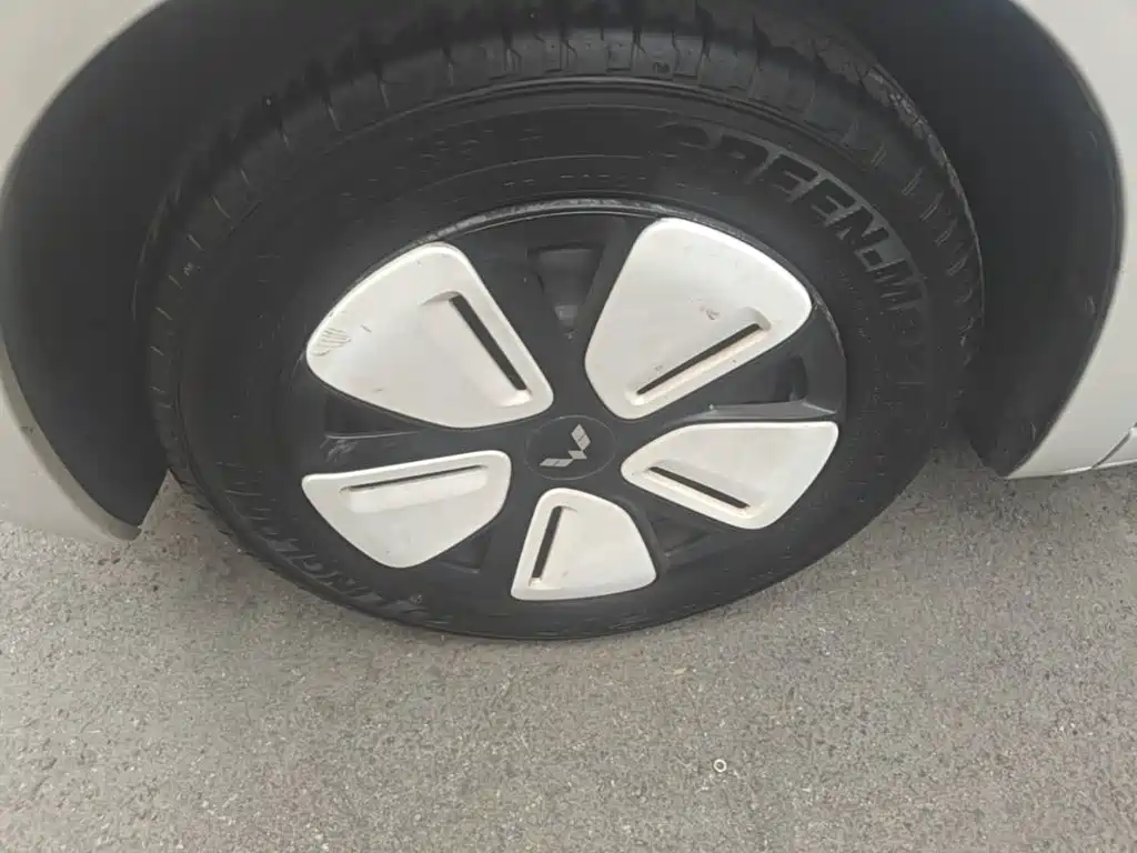 Wuling MINIEV — миниатюра 23