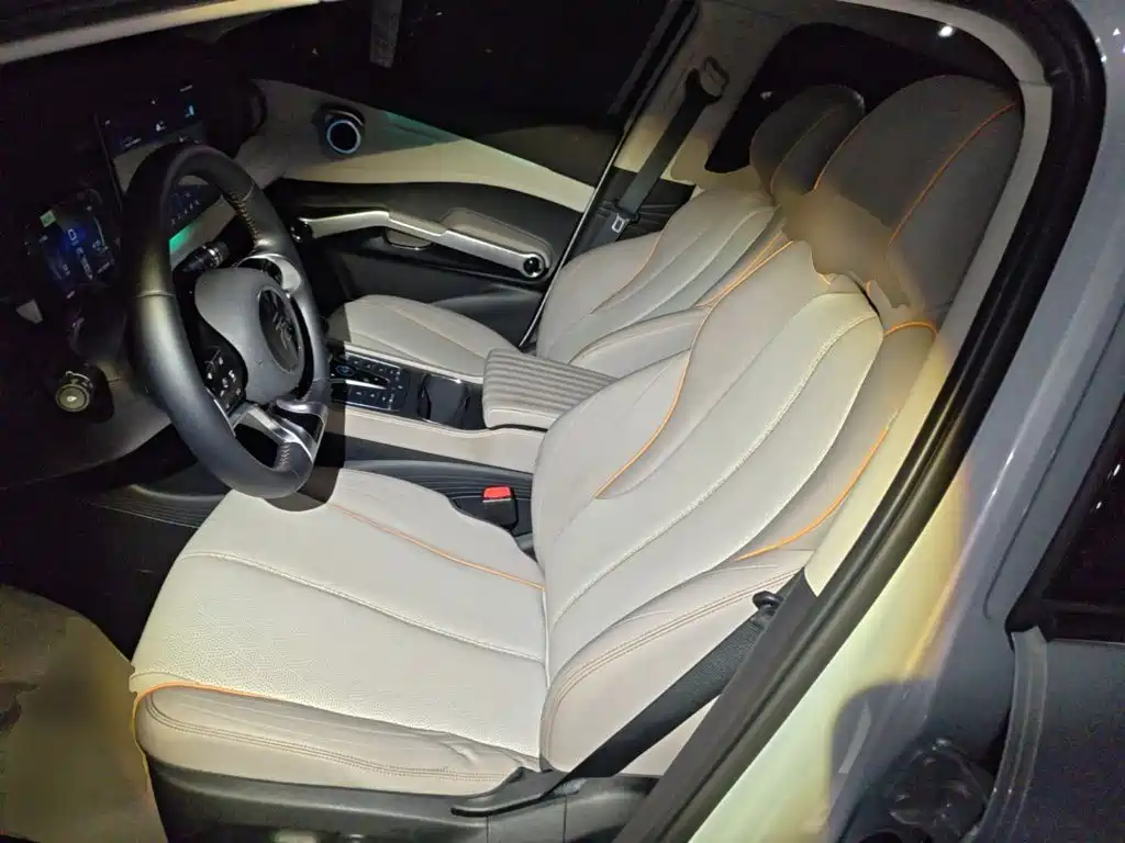 BYD Yuan Plus — миниатюра 15