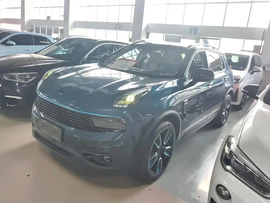 Lynk & Co 01 2019