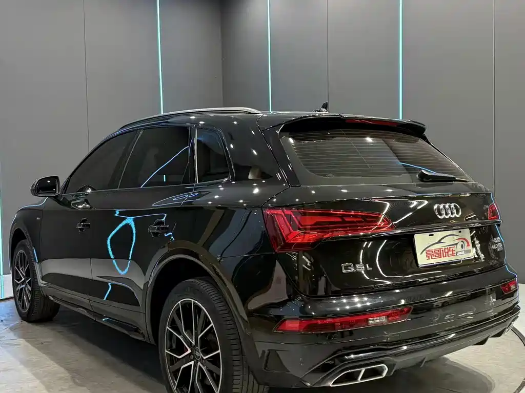 Audi Q5L — миниатюра 6