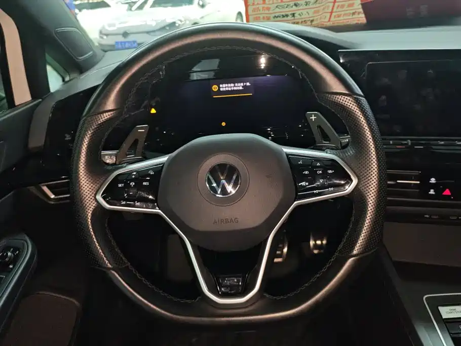 Volkswagen Golf — миниатюра 15