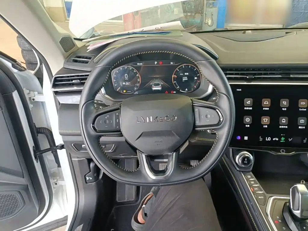 Lynk & Co 05 — миниатюра 11