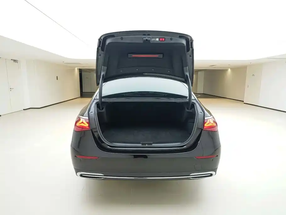 Mercedes-Benz E-Class New Energy — миниатюра 5