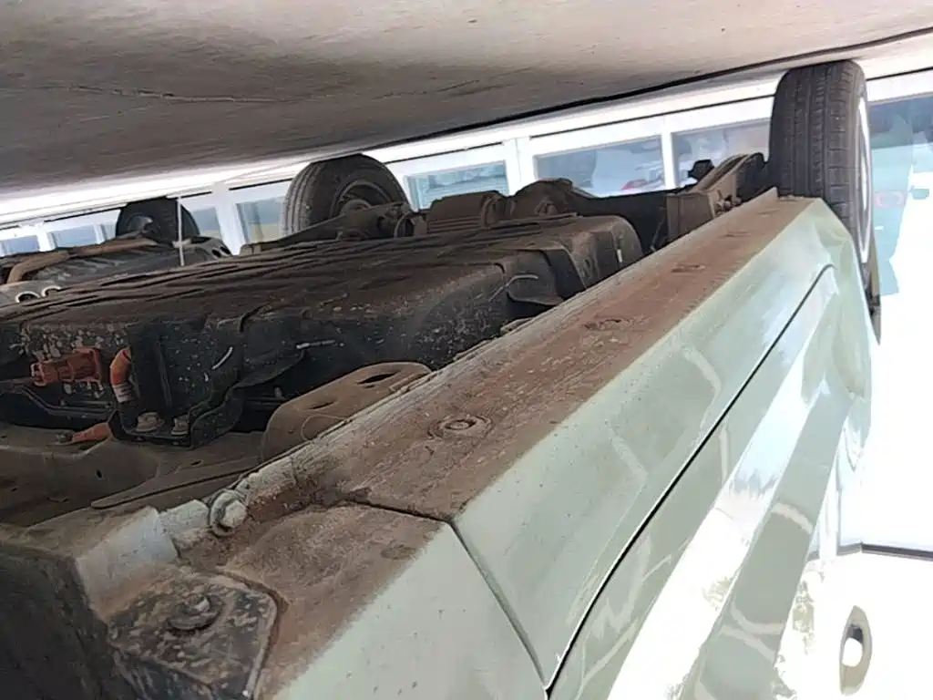Wuling MINIEV — миниатюра 21