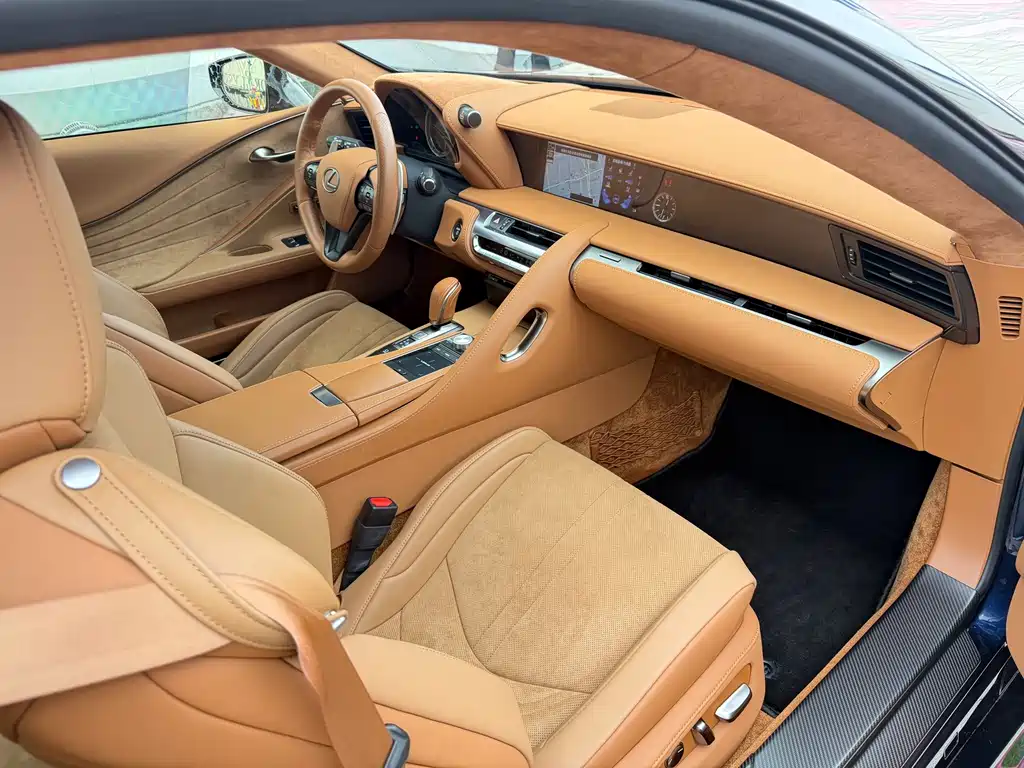 Lexus LC — миниатюра 13