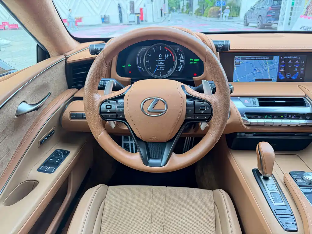 Lexus LC — миниатюра 24