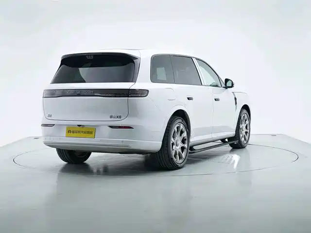 VOYAH Taishan X8 — миниатюра 3