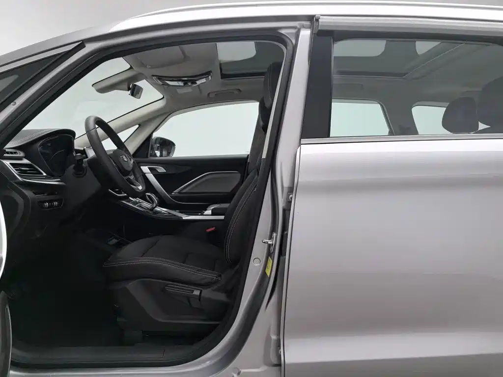 Geely Jia Ji — миниатюра 10