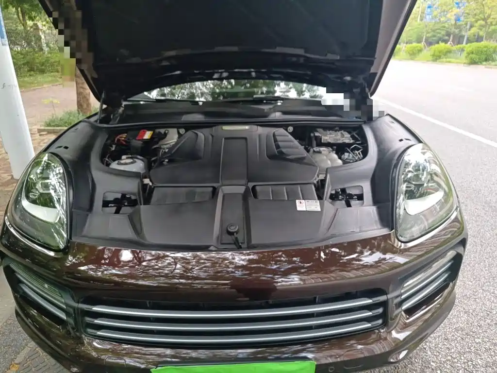 Porsche Cayenne Hybrid — миниатюра 16