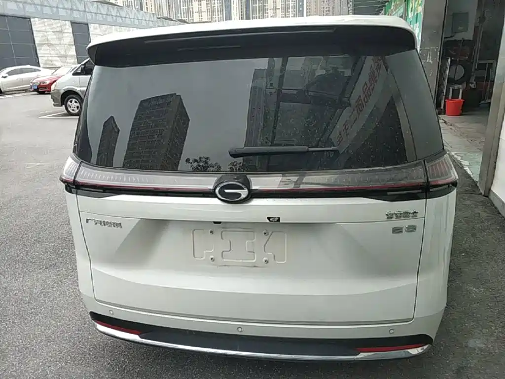 GAC Motor 传祺E8 PHEV — миниатюра 6