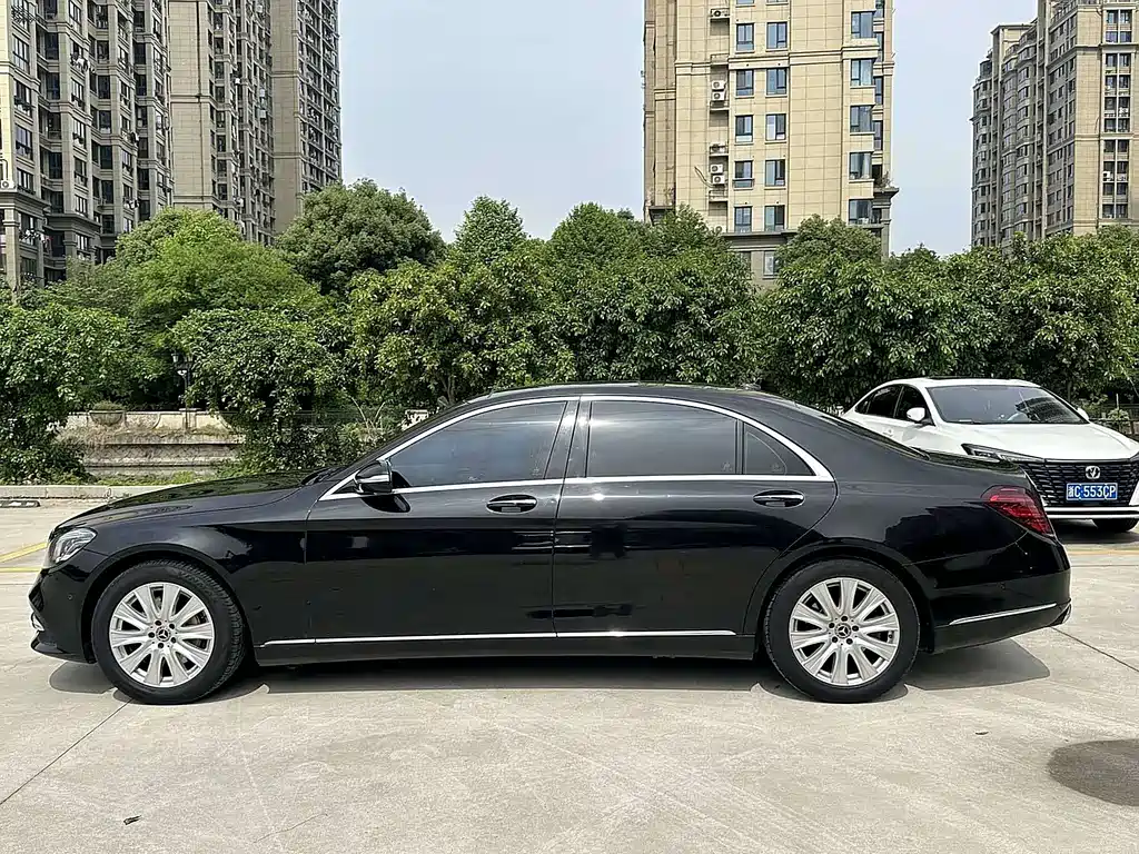 MERCEDES-BENZ S CLASS