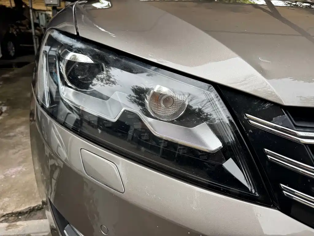 Volkswagen Passat — миниатюра 4