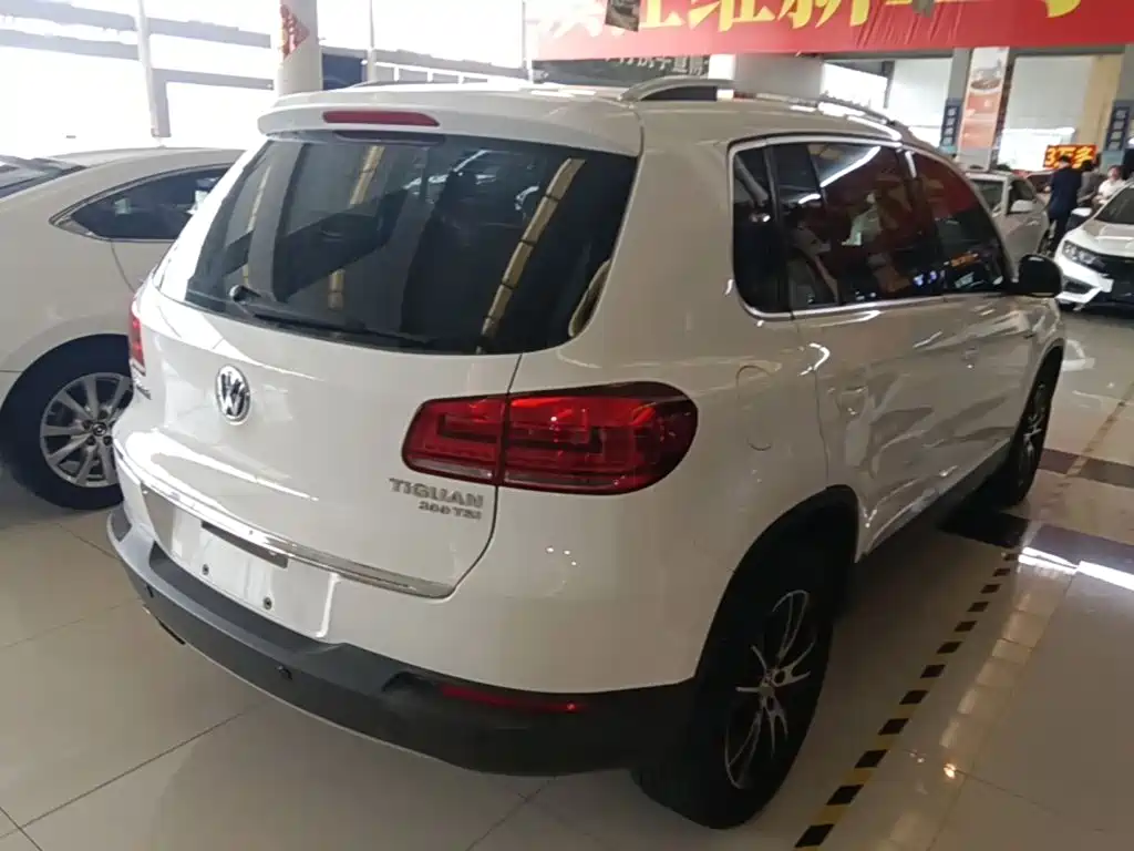 Volkswagen Tiguan — миниатюра 7