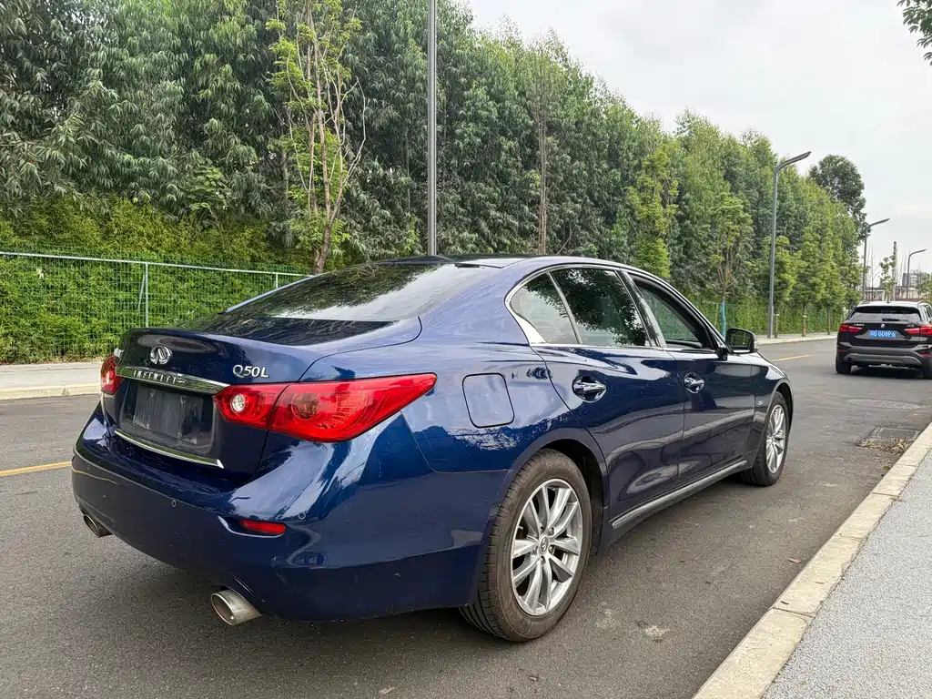 Infiniti Q50L — миниатюра 21