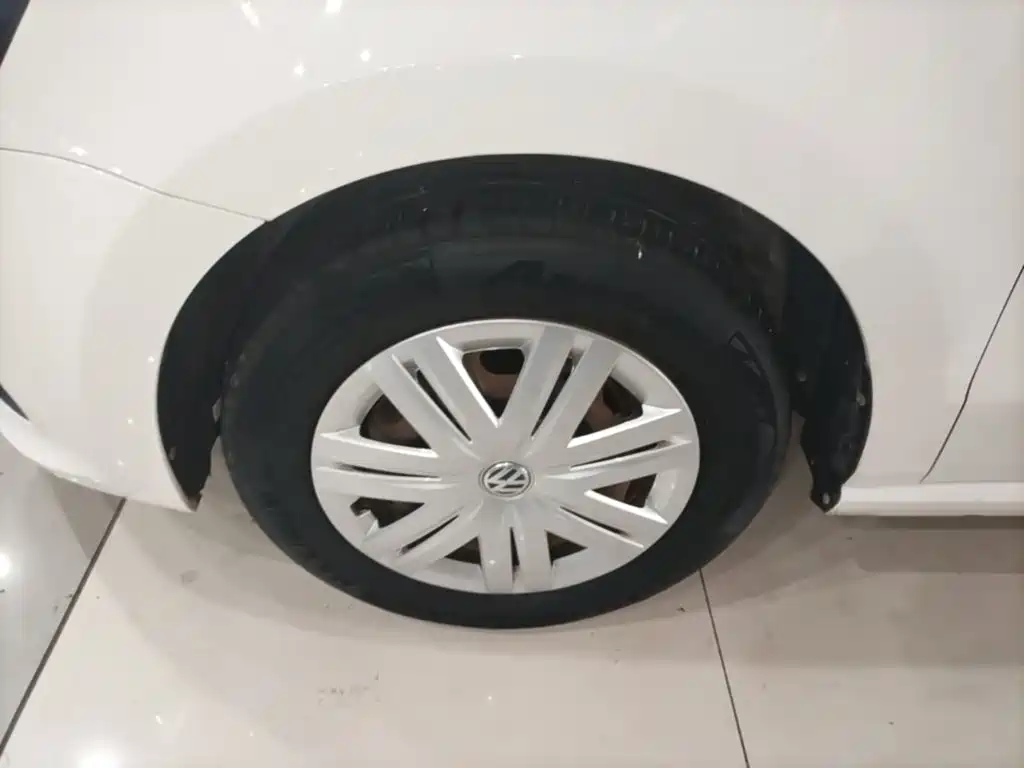 Volkswagen Polo — миниатюра 23