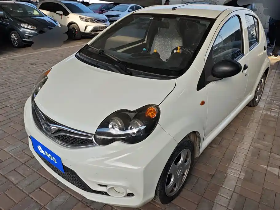 BYD F0 2015