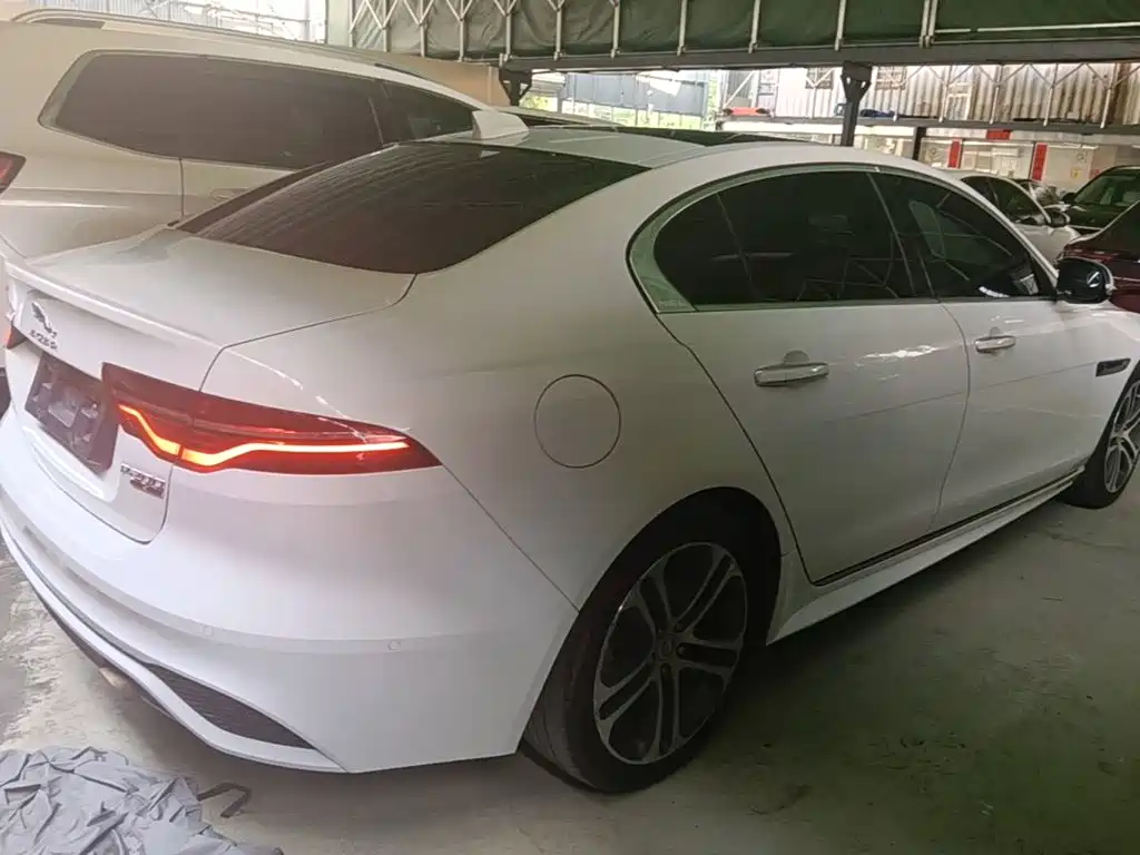 Jaguar XEL — миниатюра 7