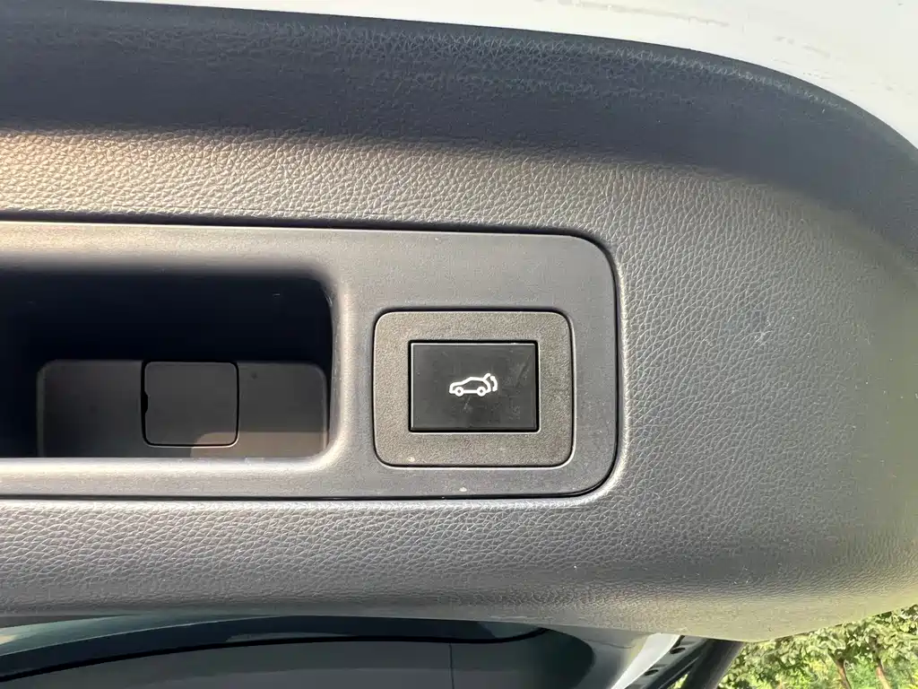 GAC Motor Trumpchi M8 — миниатюра 26