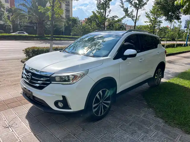 2017 GAC Trumpchi GS4