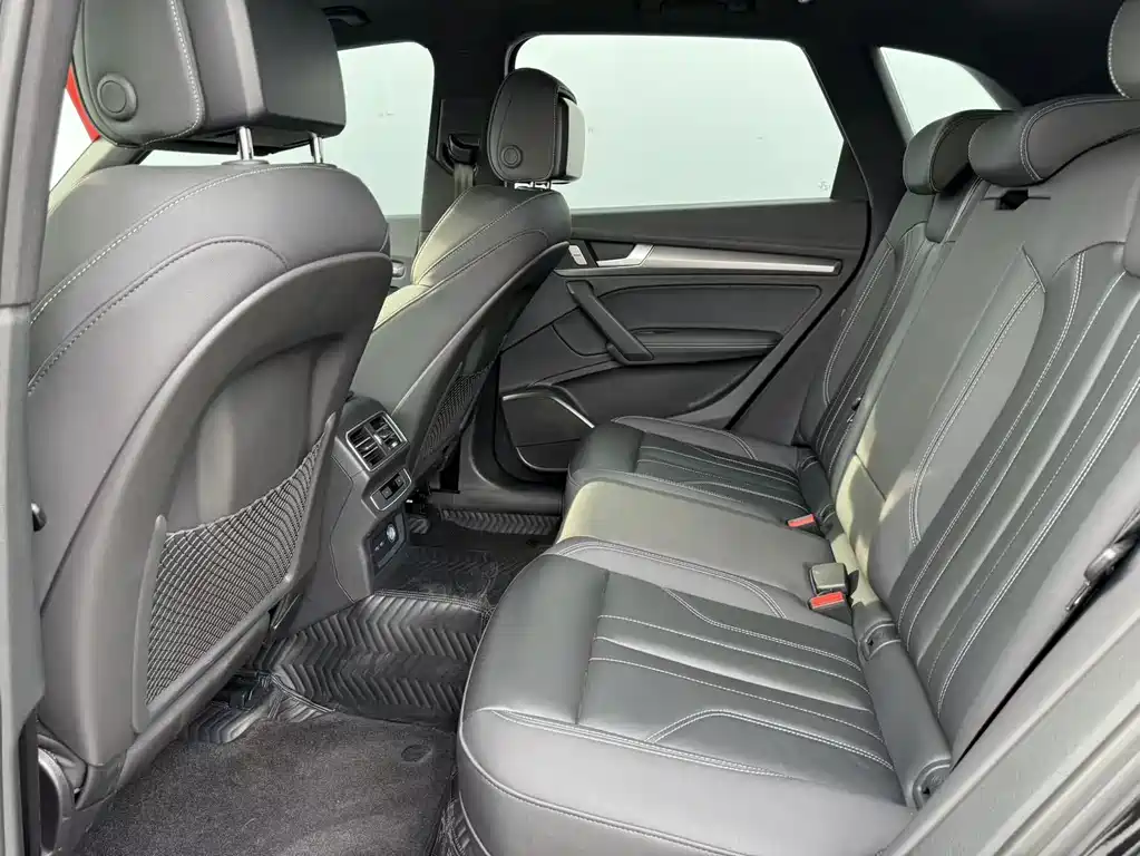 Audi Q5L — миниатюра 6
