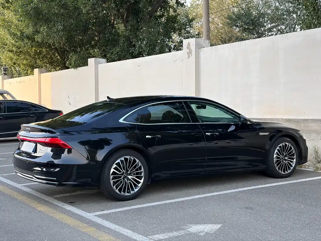 Audi A7L — миниатюра 23