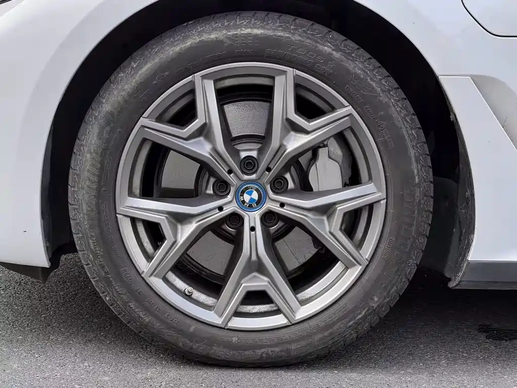 BMW i3 — миниатюра 8