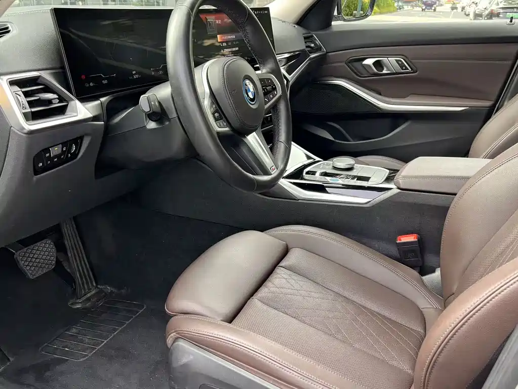BMW i3 — миниатюра 10