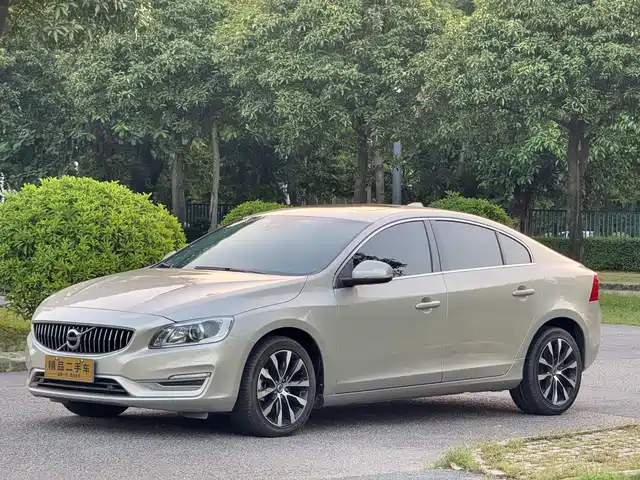 Volvo S60