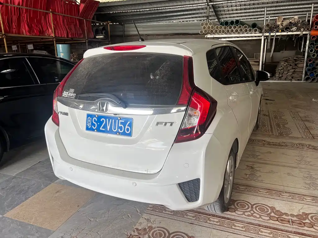 Honda Fit — миниатюра 3