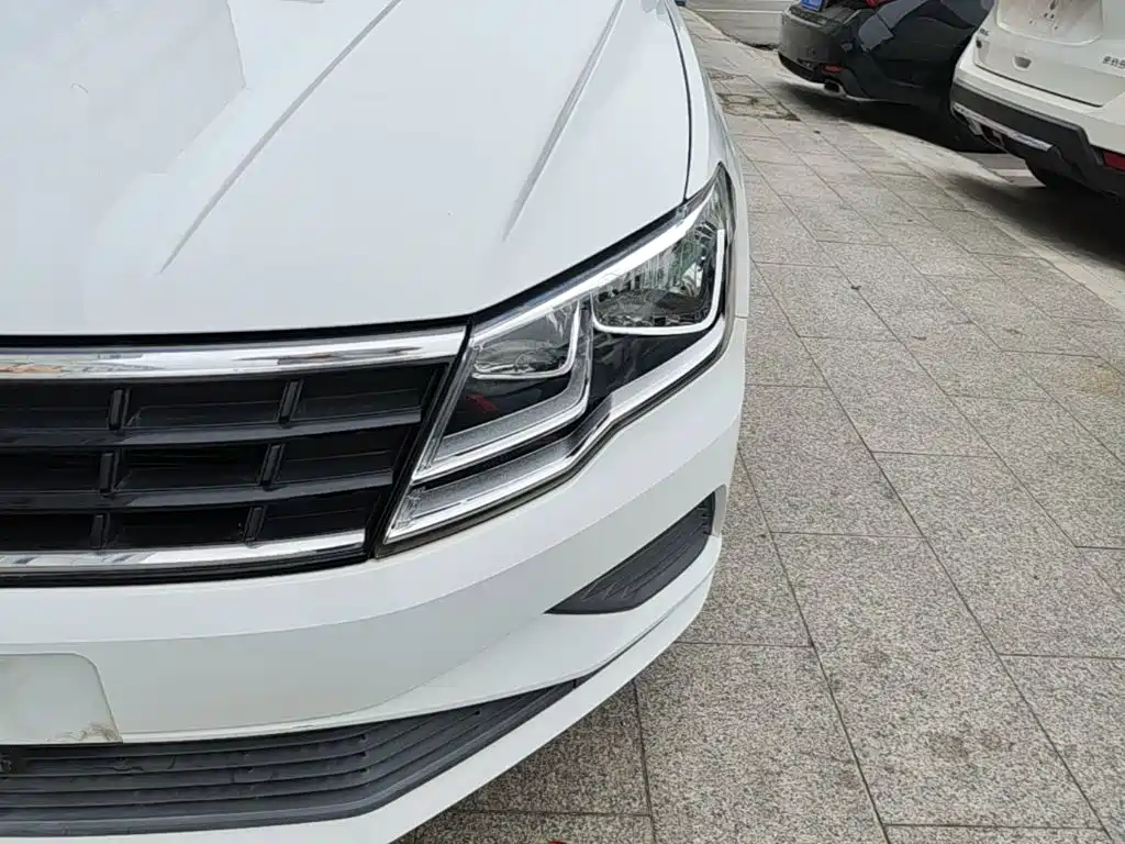 Volkswagen Jetta — миниатюра 24
