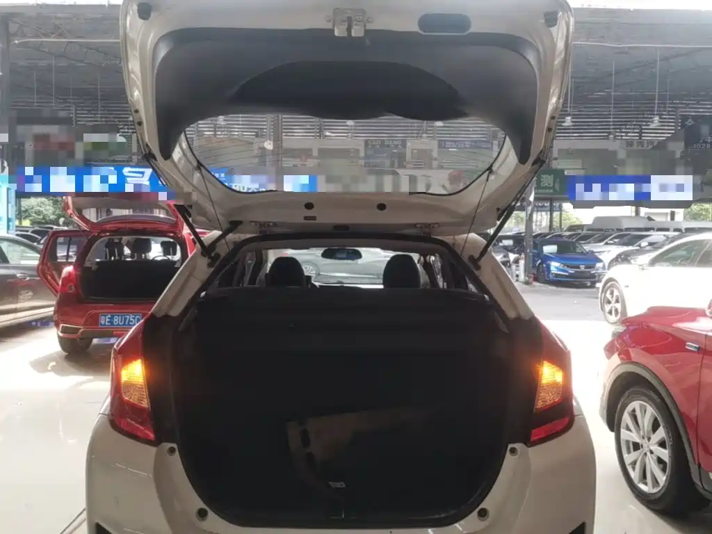 Honda Fit — миниатюра 19