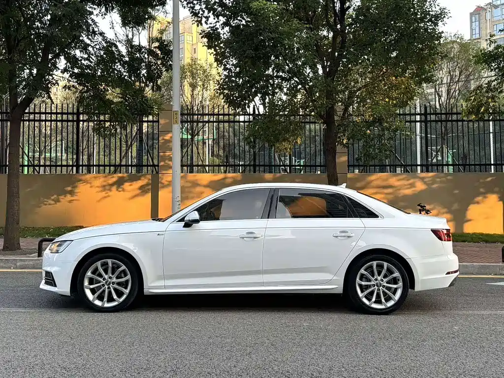 Audi A4L — миниатюра 8