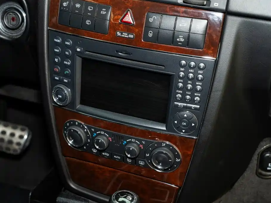 Mercedes-Benz G-Class — миниатюра 13