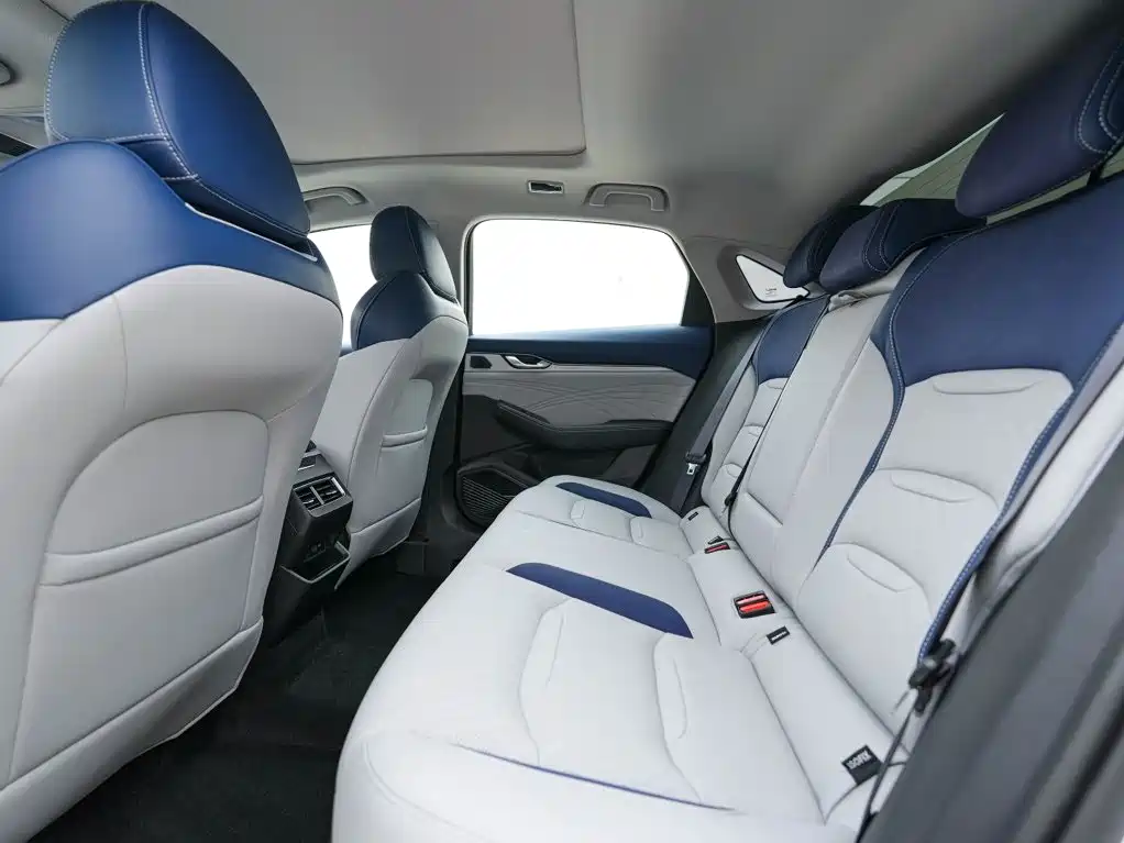 Geely Xingrui — миниатюра 19