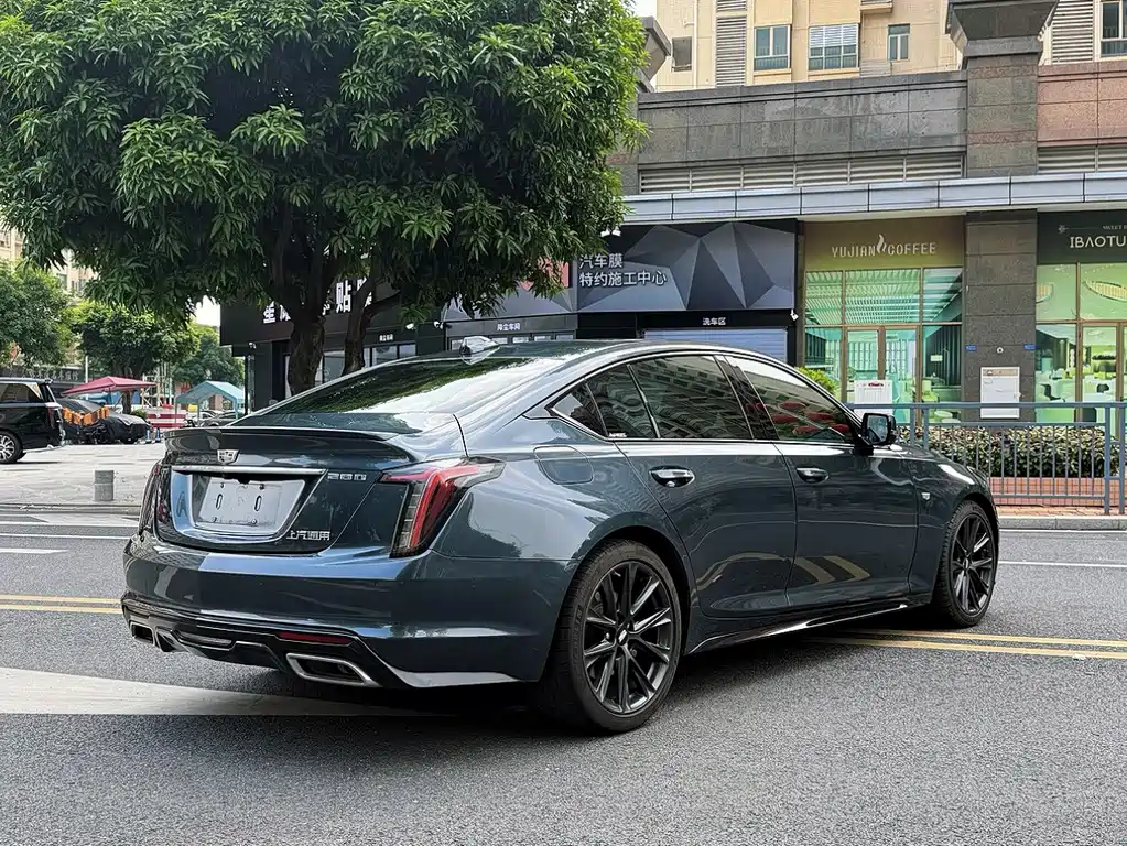 Cadillac CT5 — миниатюра 7